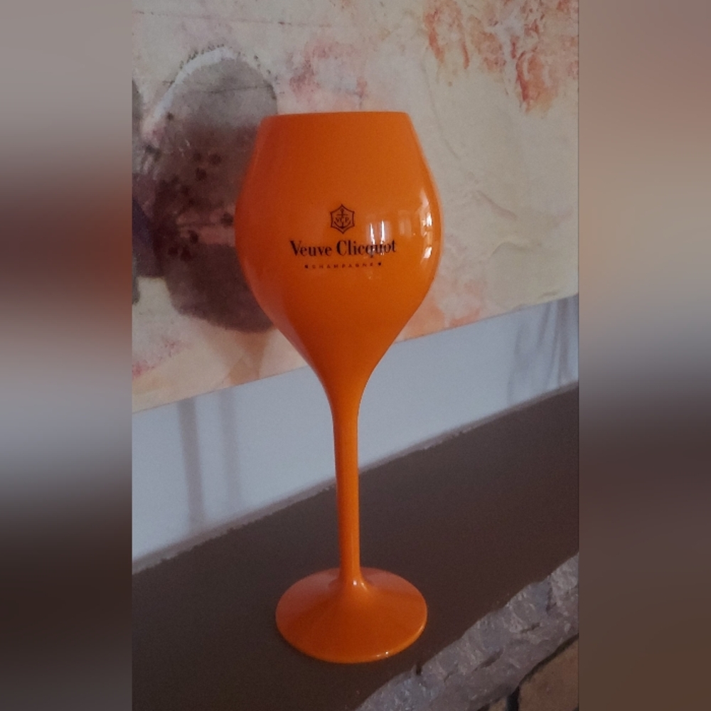 Veuve Clicquot Champagne Glass